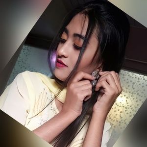 Meet your Posher, Husna